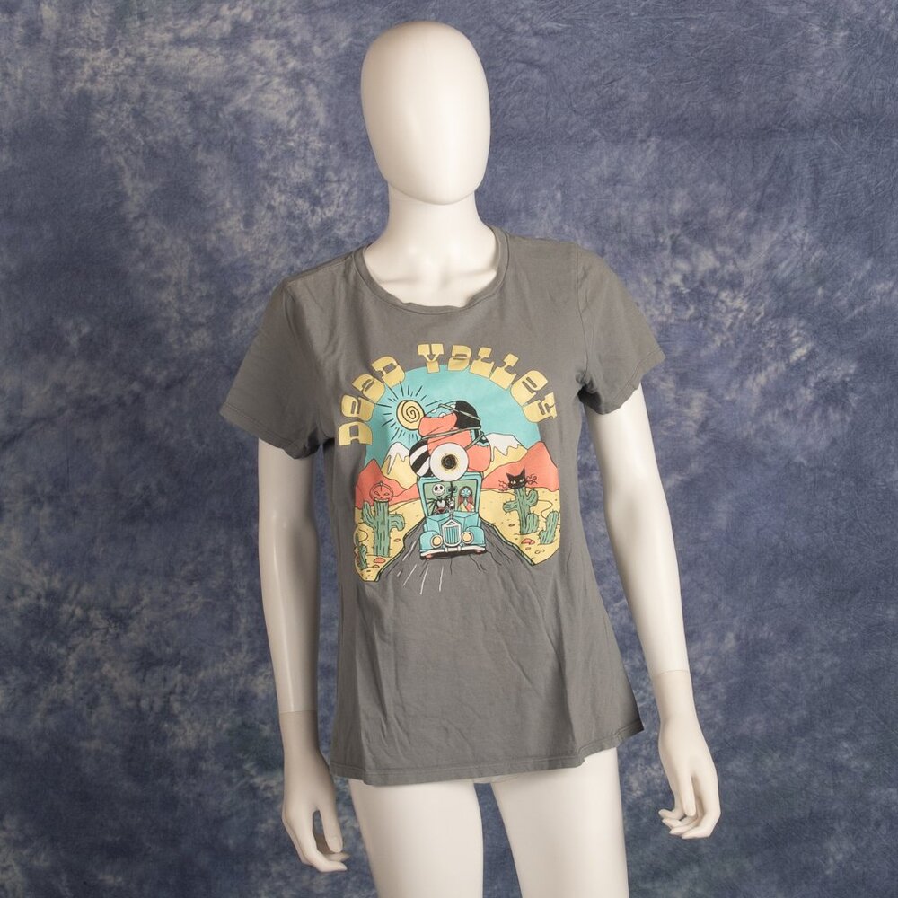 Nightmare Before Christmas Graphic Tee Dead Valley Sz L